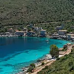 Hotel Village