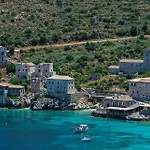 Hotel Village 3*