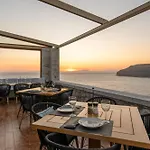 Village Hotel 3*