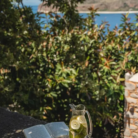 Village Szálloda 3*