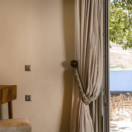 Hotel Village 3*