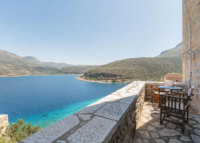 Ξενοδοχείο Village 3*