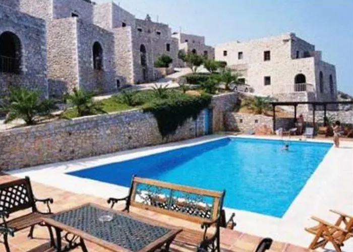 Village 3* Лимени